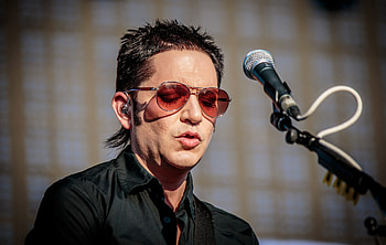 Placebo, Gender boundaries, Sexual exploration, Music revolution HD wallpaper