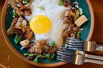 Food, Scrambled Eggs, Toast, Fork, Forks, Bacon, Croutons HD wallpaper