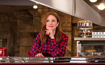 Julianne Moore HD wallpaper