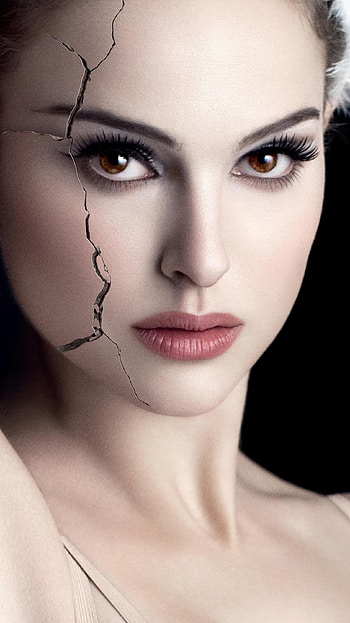 Black swan , Mysterious and hypnotic, Artistic beauty, Mesmerizing visuals HD phone wallpaper