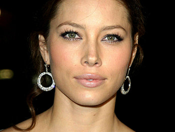 Jessica Biel, sexy, american, earrings, actress HD wallpaper