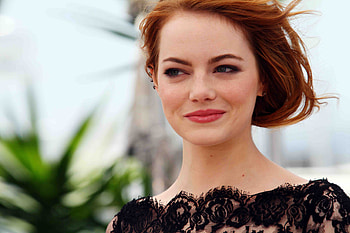 Emma Stone Cute Smile , emma-stone, celebrities, girls HD wallpaper