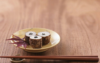 Cute sushi, Adorable , Kawaii art, Playful presentation HD wallpaper
