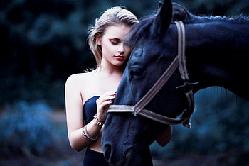 Bonding, lady, horse, cowgirl, blonde, woman, female HD wallpaper