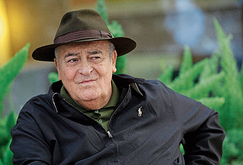 Bernardo Bertolucci, Ist tot, Kino vorn HD wallpaper
