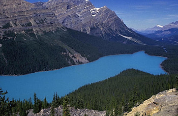 Amazing lake, nature, amazing, mountains, lake HD wallpaper