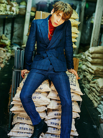 Jonghyun, SHINee HD phone wallpaper