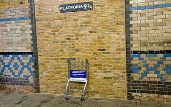 Platform 9 3/4 movies, Platform , Samantha Tremblay artwork, Magical theme HD wallpaper