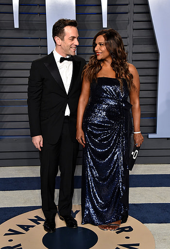 Mindy Kaling and Novak's Relationship Timeline, Hollywood Connection, Onscreen Chemistry, Real-Life Friendship HD phone wallpaper