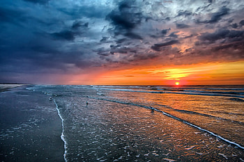 Sunset, sea, sky, waves HD wallpaper