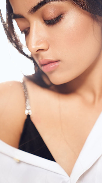 Rashmika mandanna, telugu actress HD phone wallpaper