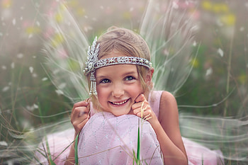 Little Girl, Wings, Girl, Dress, Smile HD wallpaper