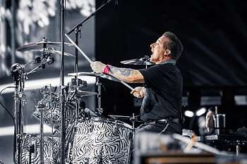 Tré Cool: Rock & Roll Energy in Ultra, music, band, Rock & Roll, Green Day HD wallpaper