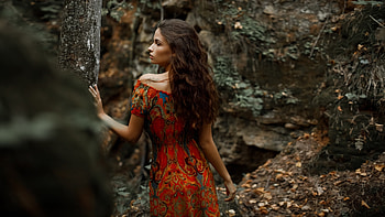 Brunette Looking Away Forest In Depth Of Field, depth-of-field, brunette, girls HD wallpaper