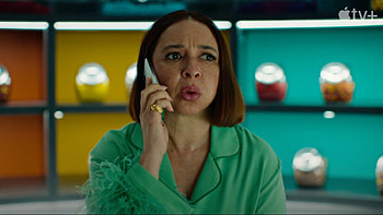 Maya Rudolph, Billionaire, Comedy series, Save the world HD wallpaper