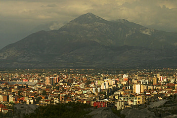 Szkoder Rozafa Castle, Shkodra cityscape, Historical fortress, Albanian heritage HD wallpaper