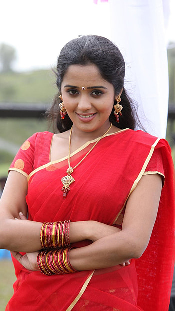 Ananya, saree lover, mallu actress HD phone wallpaper