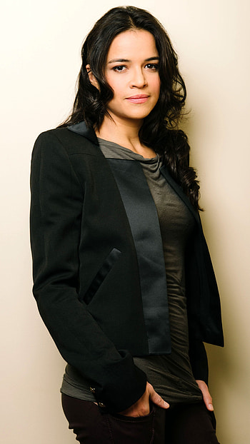 Michelle Rodriguez, hollywood actress, model, beautiful HD phone wallpaper