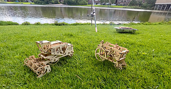 Ugears Combine Harvester, games, mechanical puzzles, toys, ugears, gifts, educational games, 3d mechancial models, mechanical models, combine harvester, ugearsmodels, corporate gifts HD wallpaper