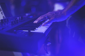 Music, Hand, Musical Instrument, Synthesizer, Play, Keys, Fingers HD wallpaper