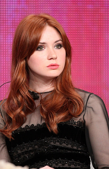 Karen Gillan, head, face, Hollywood actress HD phone wallpaper