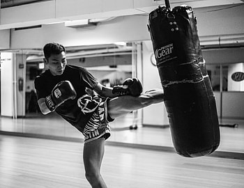 Monochrome, Kickboxing HD wallpaper