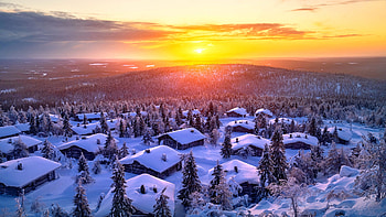 Winter morning, beautiful, sunsrise, sky, houses, village, winter, glow, morning, peaceful, snow, view, countryside HD wallpaper
