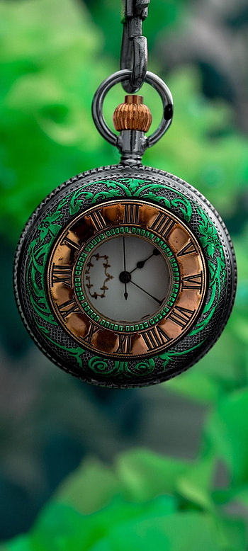 Outer peeling clock , Cool defeat Mew Mew HD phone wallpaper