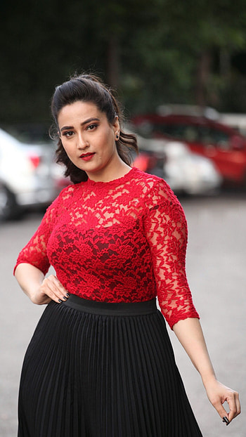 Manjusha, telugu actress, anchor HD phone wallpaper