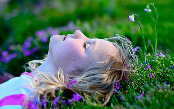 Grass, Miscellanea, Miscellaneous, To Lie Down, Lie, Girl, Child, Relax HD wallpaper