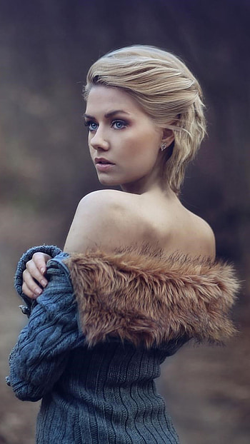 Fur coat fashion, Sony Xperia , ry, Fashion inspiration HD phone wallpaper