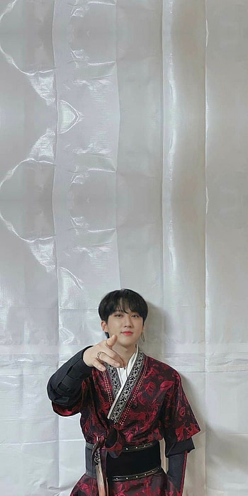 changbin, skz, stray kids, seo changbin HD phone wallpaper