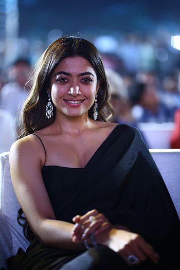 rashmika pushpa, dress, lip HD phone wallpaper