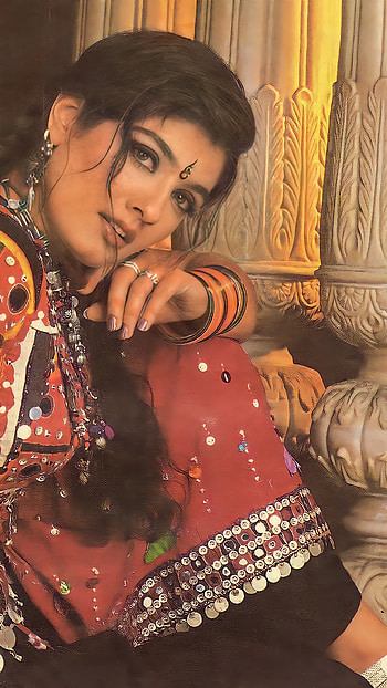 Raveena Tandon, bollywood actress, vintage HD phone wallpaper