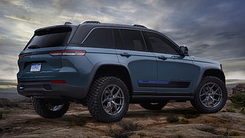 Jeep Grand Cherokee Trailhawk Phev Concept 2022 2 Cars HD wallpaper