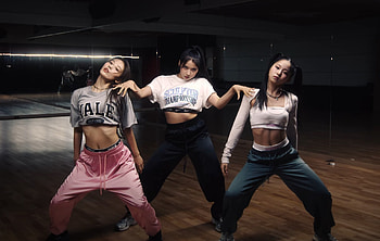 Nmixx, K-pop group, Debut single ad mare HD wallpaper