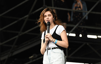 Clairo, model, singer, women, girl HD wallpaper
