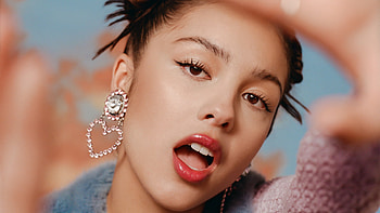 Olivia Rodrigo, Music streaming charts, Top of the year, BTS collaboration HD wallpaper