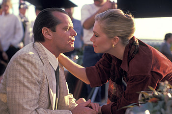Kathleen Turner, Accomplished actor, Versatility, Acting skills HD wallpaper