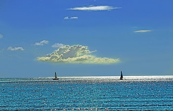 Silver sea, clouds, water, boats, ocean HD wallpaper
