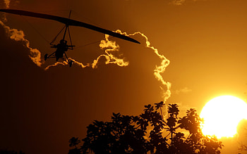 Stunning hang gliding, High-definition , Beautiful backgrounds, Enhance your screen HD wallpaper