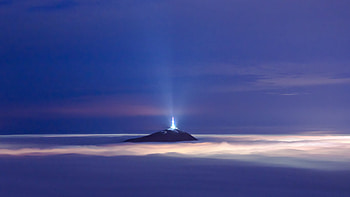 Beacon of Hope, fantasy, light, clouds, hope, beacon, rock HD wallpaper