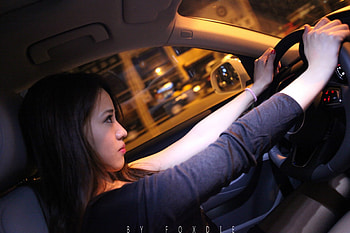 Girl Driving Audi, audi, cars, asian-girls, girls HD wallpaper