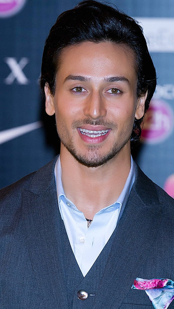 Tiger Shroff, Bollywood Actor HD phone wallpaper