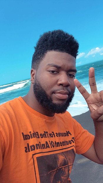 Khalid, Soulful vocals, Contemporary R&B, Music sensation HD phone wallpaper