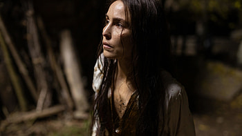 Noomi Rapace You Won't Be Alone HD wallpaper
