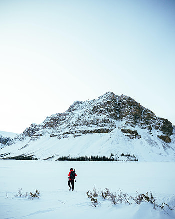 Mountains, Snow, Miscellanea, Miscellaneous, Journey, Human, Person, Loneliness HD phone wallpaper