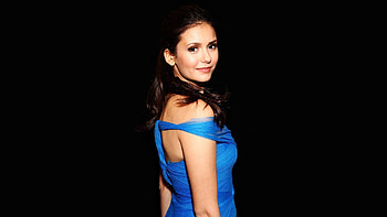 Nina Dobrev Very Cute Smile, nina-dobrev, celebrities, the-vampire-diaries, tv-shows, girls, smiling, dress, blue HD wallpaper