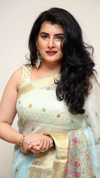 Archana Veda, telugu actress, saree lover HD phone wallpaper