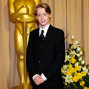 Macaulay Culkin, Movies, Tuxedo, Cook ramen HD phone wallpaper
